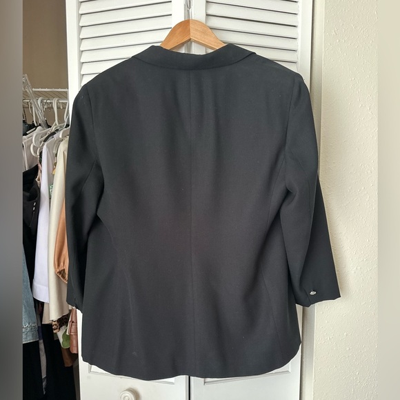 Ralph Lauren Double Breasted Wool Blazer w Crest- Missing 1 button - Picture 6 of 9